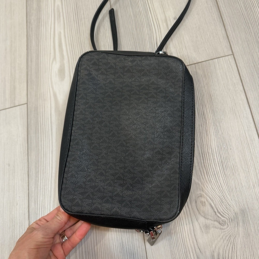 Michael Kors Jet Set Large Crossbody Bag In Black Signature - Picture 6 of 12